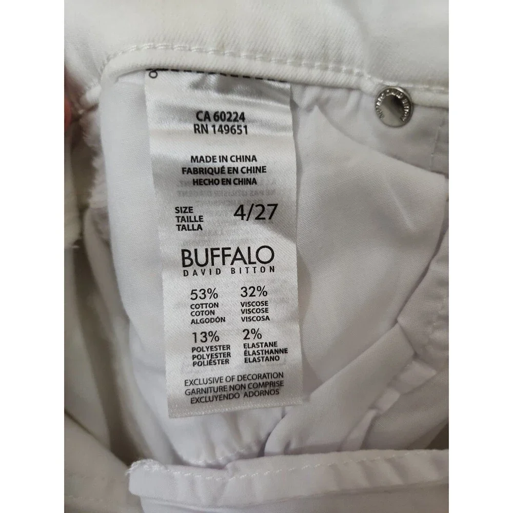 Buffalo David Bitton Aubrey Super Soft Capri Jeans Womens 4 27 White NEW